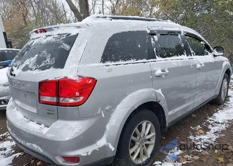 2013 Dodge Journey Sxt z USA, uszkodzony, nr VIN 3C4PDCBG8DT618934